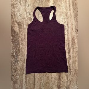 Lululemon Swiftly Tech Racerback size 4 - heathered purple and black